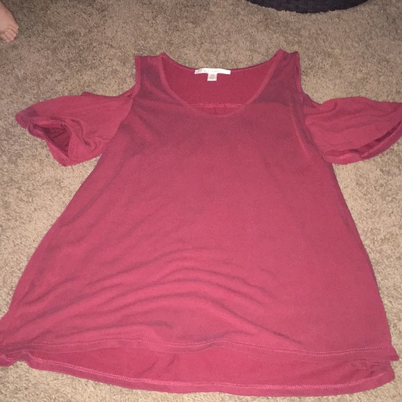 Cold shoulder top - Picture 2 of 3